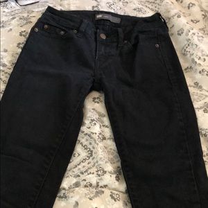 Women’s black Levi’s skinny jeans